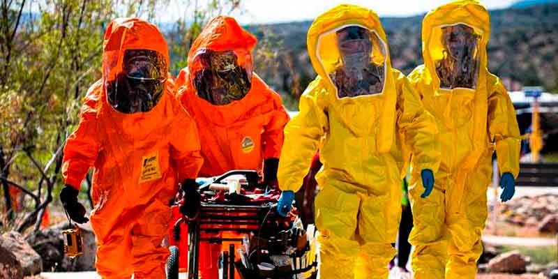 traje de materiales peligrosos