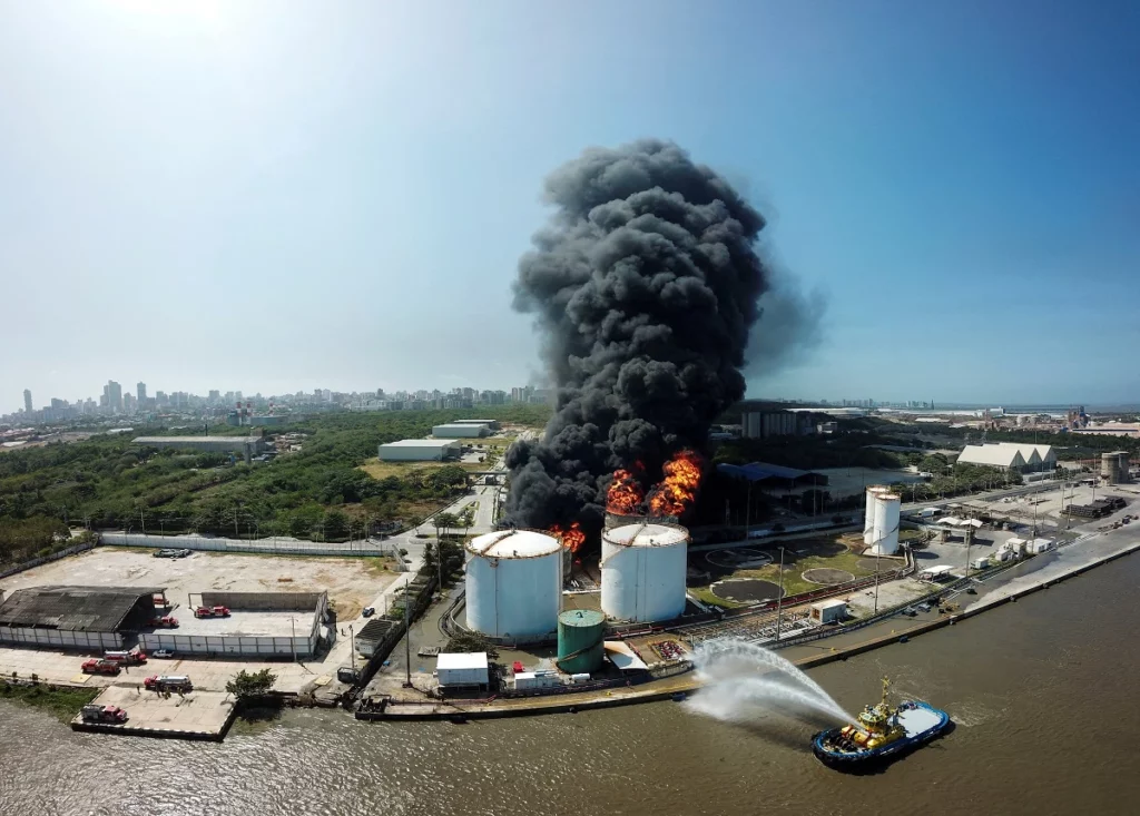 incendio-en-barranquilla-HIDROCARBUROS-2