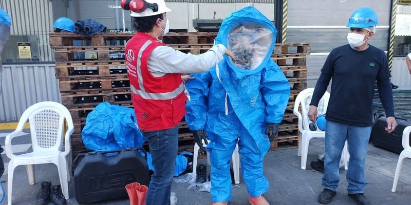 ENTRENAMIENTO Y CAPACITACIÓN SEGURIDAD INDUSTRIAL FRENTE A FUGAS DE GASES